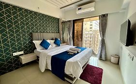Zenith Homes - Elite Suites , Near Chhatrapati Shivaji Maharaj International Airport Mumbai